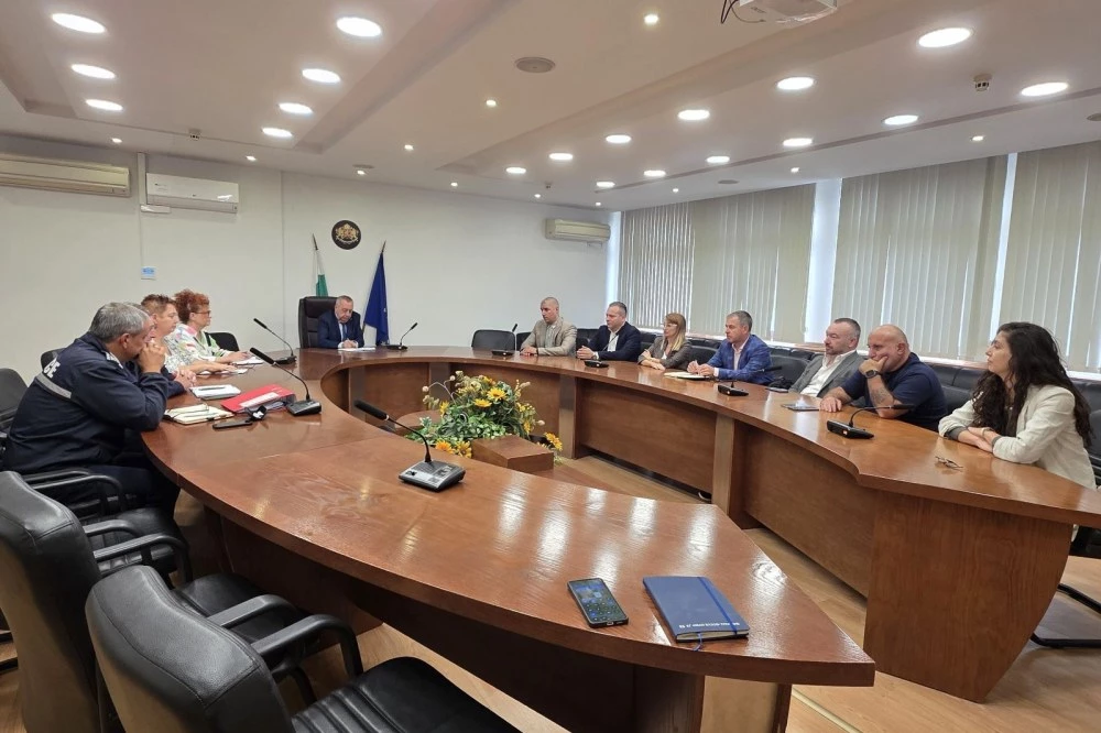 Областният управител Георги Янев: Подготовката за изборите в Пловдив и областта  върви по график, МВР проверява всеки сигнал