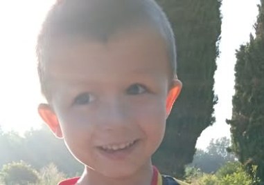 Малкият Явор не говори, но има шанс за напредък