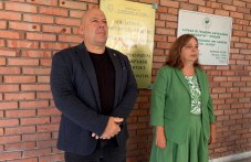 Момчето, обвинено за убийството на майка си, само се обадило на 112