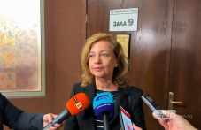 Осмокласникът е обмислил убийството на майка си, съдът го остави в ареста