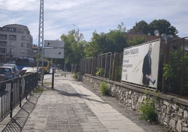След въпроси в ОбС: Общината откри незаконни билборди на „Тодор Диев“ – Иван Пашов ги свали