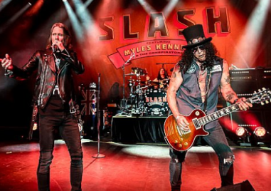 Slash ft. Myles Kennedy и The Conspirators идват на Hills of Rock 2027