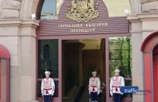 България избира нов президент: Близо 6,6 млн. избиратели решават кой ще бъде следващият държавен глава