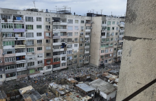 Германска GenZ репортерка влезе в Столипиново: Това ли е най-опасното гето в света? ВИДЕО